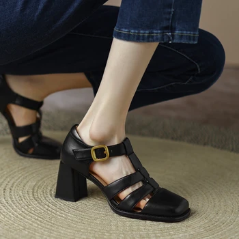 2022 Yaz Ayakkabı Kadın Kare ayak koruyucu Topuk Gladyatör Modern Sandalet Bölünmüş Deri Tıknaz Topuk Yüksek Topuklu Roma Kadın Sandalet